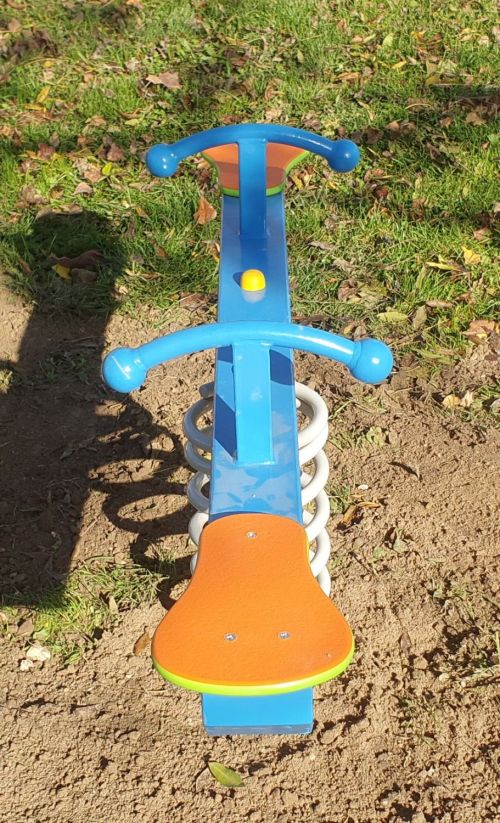 Kétüléses rugós játék (fém)