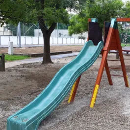 Csúszdaállvány 1,5 m-es esésmagassággal (fa)