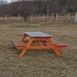 Piknik asztal